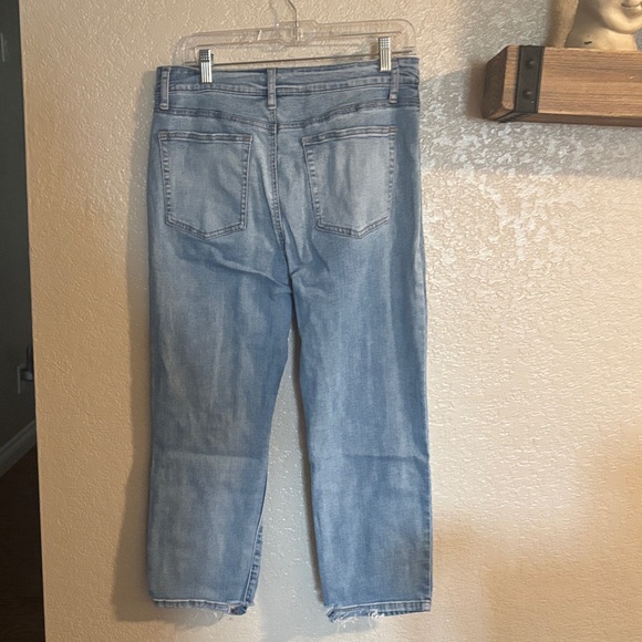 DL1961  Relaxed Light Blue Jeans - Picture 3 of 3